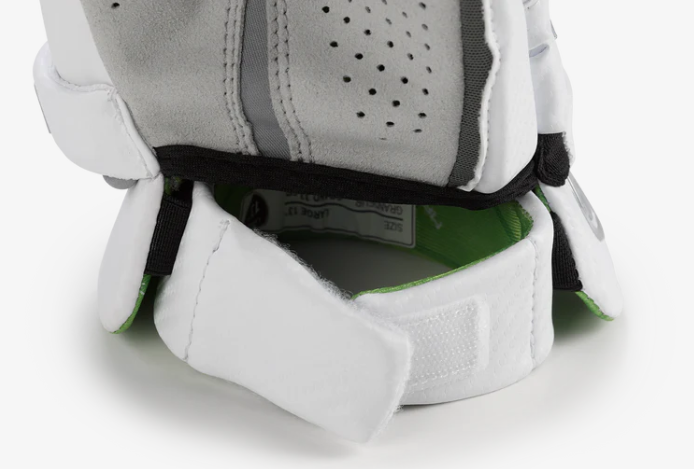 Maverik M6 Goalie Lacrosse Gloves