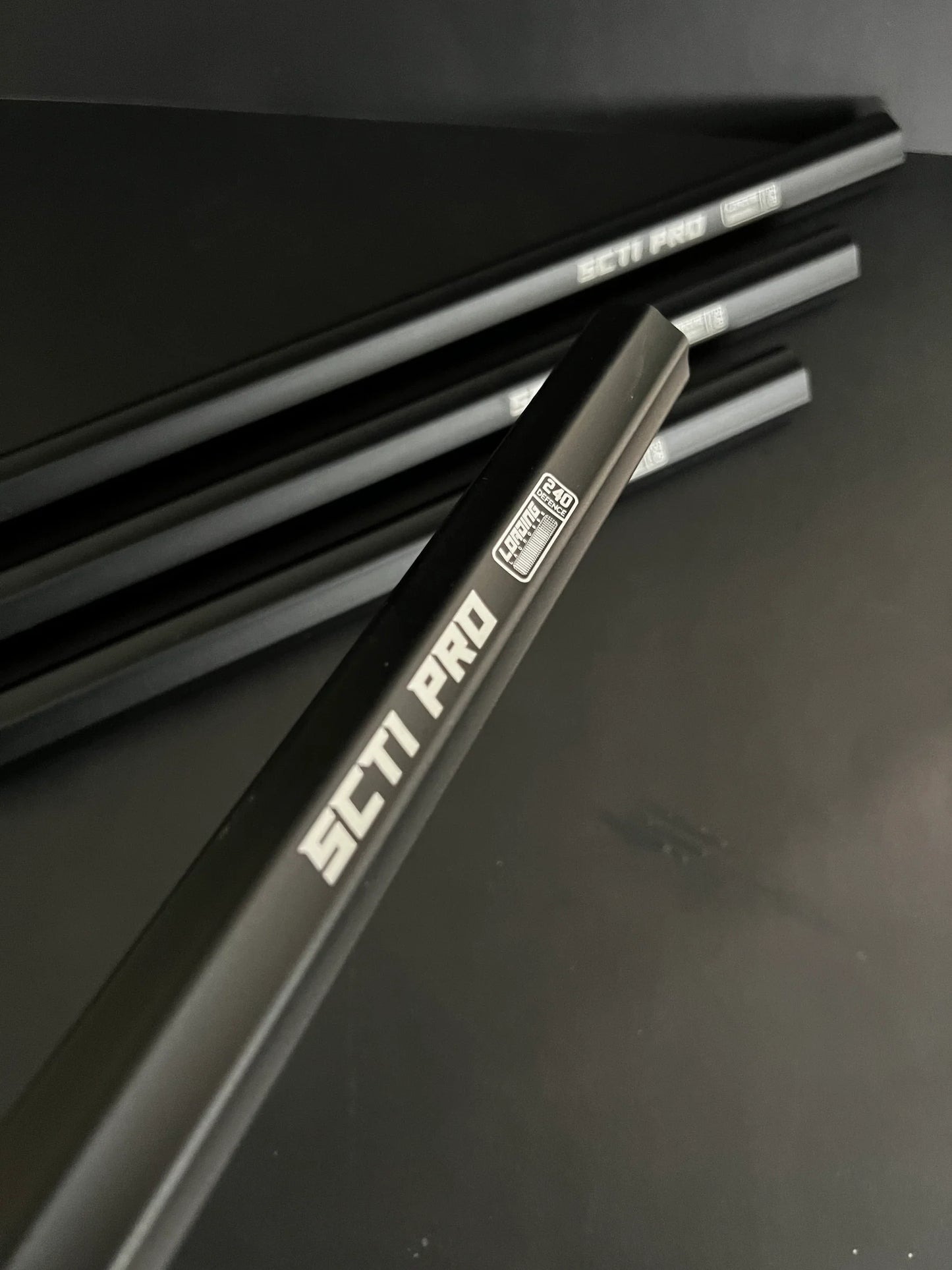 LOADING LACROSSE SCANDIUM // TITANIUM BLEND SCI-TI 240 GRAM DEFENCE SHAFT